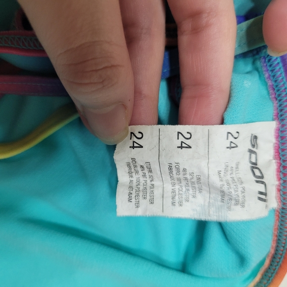 Size 24 rainbow practice suit tie back - Picture 3 of 3